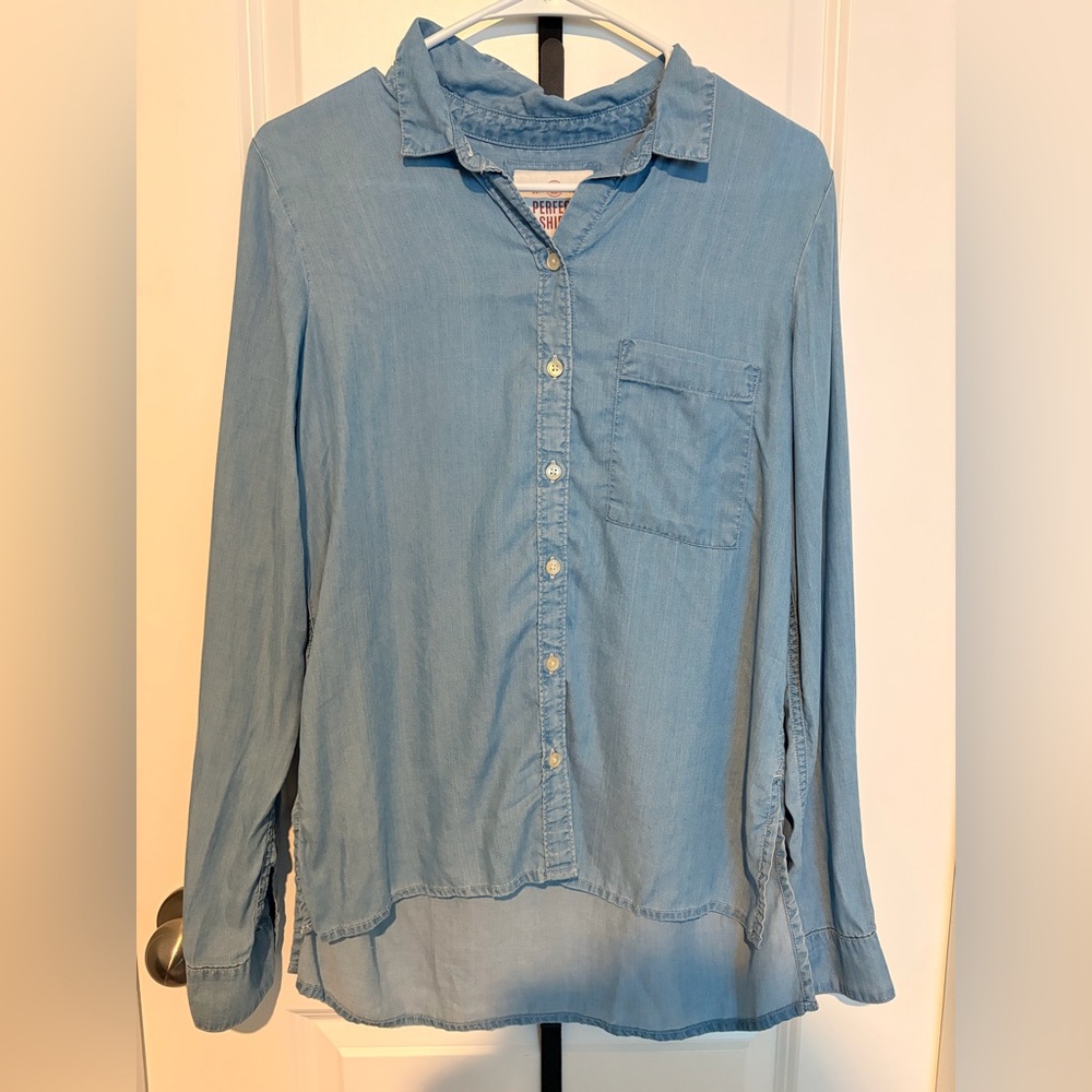 SO Perfect Shirt in Denim Blue. Long Tunic Collared Shirt.